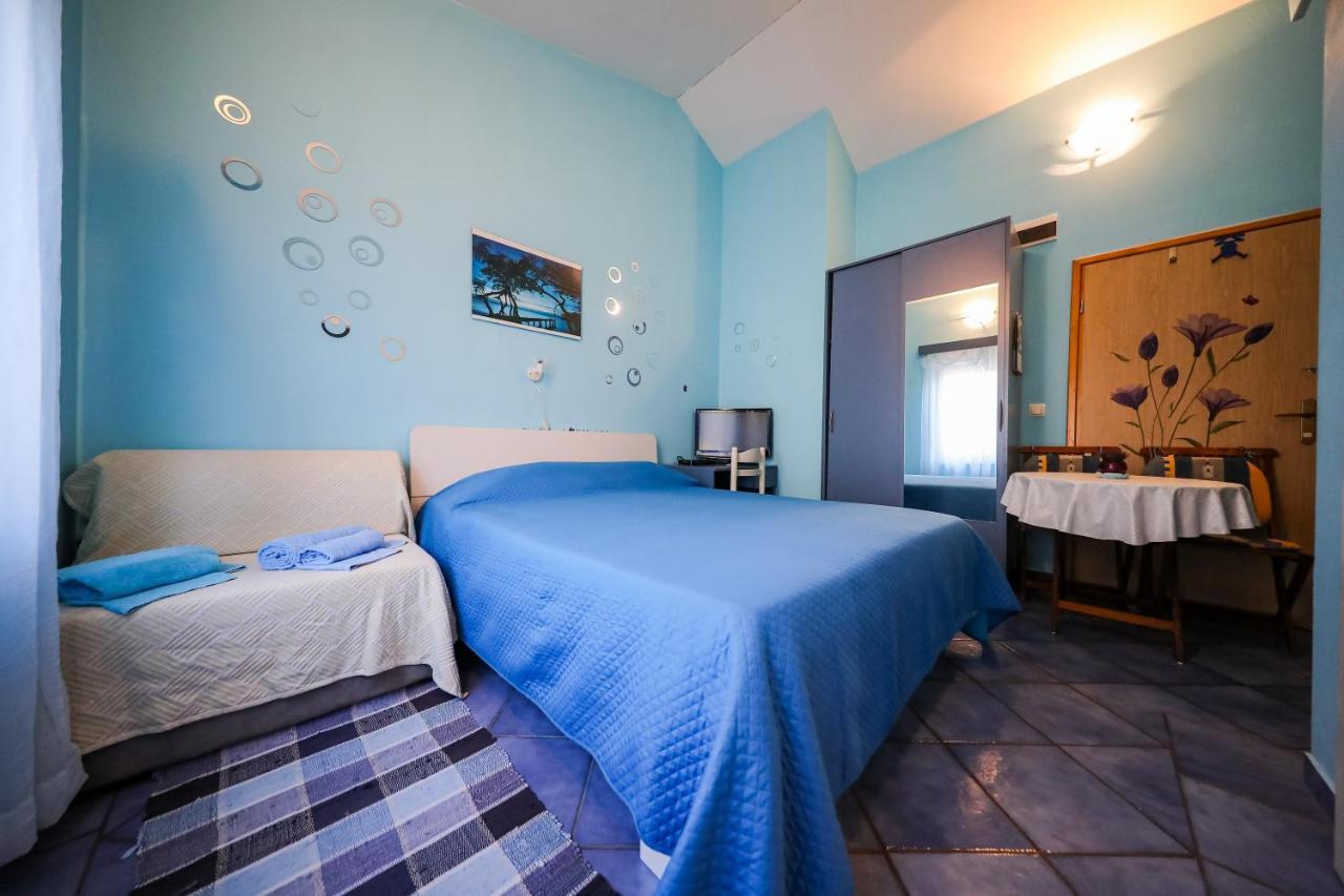 Apartments With A Parking Space Brbinj, Dugi Otok - 8160 Extérieur photo