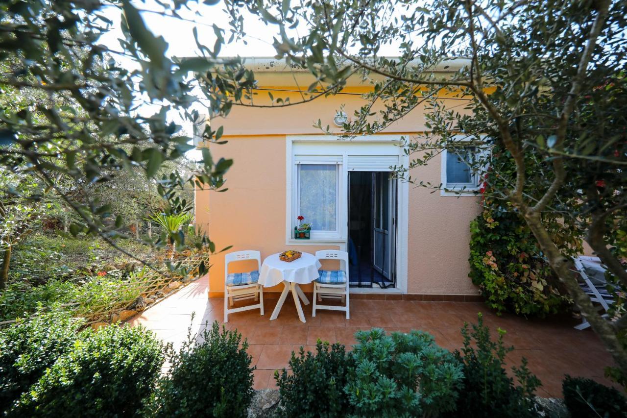Apartments With A Parking Space Brbinj, Dugi Otok - 8160 Extérieur photo